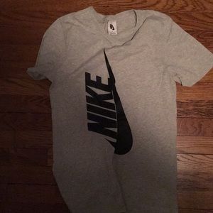 Size Small Grey Nike Vertical Logo Tee
